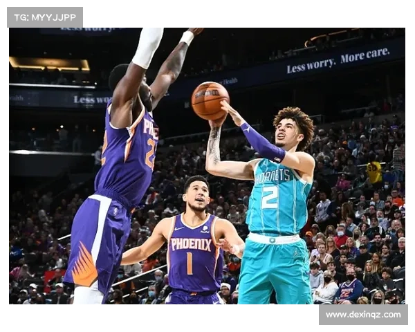 德文布克投篮动作流畅成模仿榜样影响众多年轻球员 德文布克投篮动作流畅成模仿榜样影响众多年轻球员